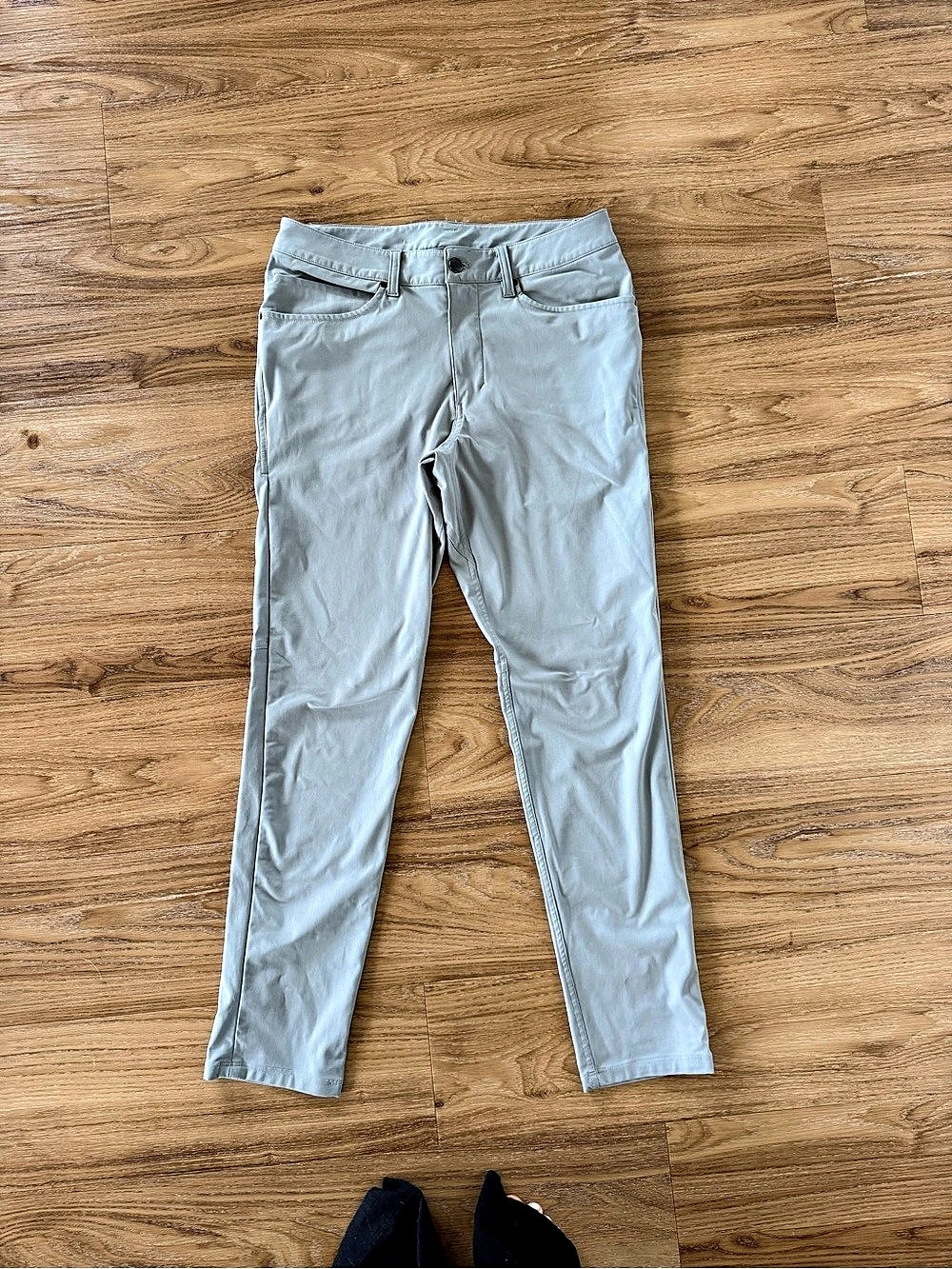 Men’s Lululemon ABC Pant in Gray
